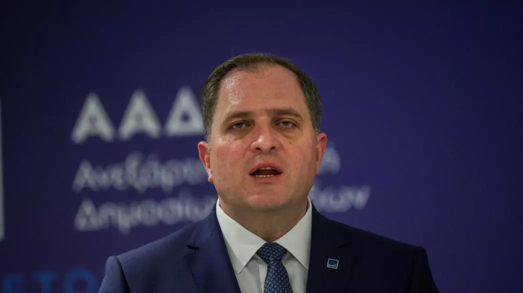 Αυξήθηκαν τα απλήρωτα χρέη στην εφορία κατά 2 δισ. ευρώ – Πού στοχεύουν οι ανακοινώσεις για τη νέα ρύθμιση 72 δόσεων και τον εξωδικαστικό