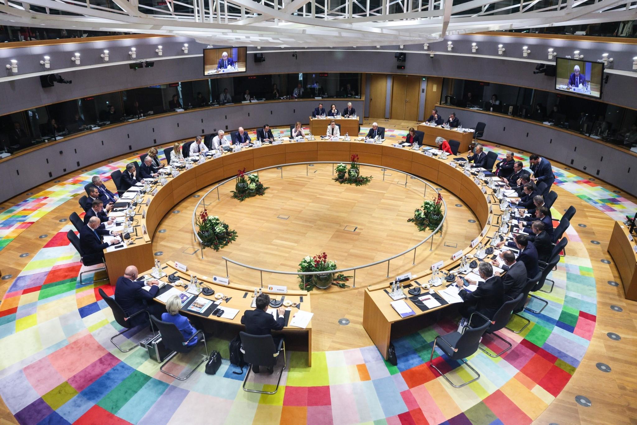 Η ΕΕ αποφασίζει νέα μέτρα για το ενεργειακό κόστος στη σκιά του πολέμου στη Μέση Ανατολή