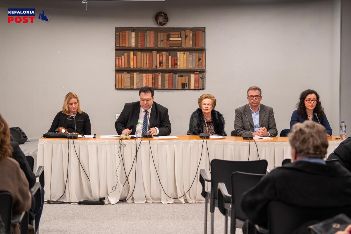 Παρουσίαση του βιβλίου «Γράμματα σ'έναν Σεπτέμβρη» του Σπύρου Καραβιώτη