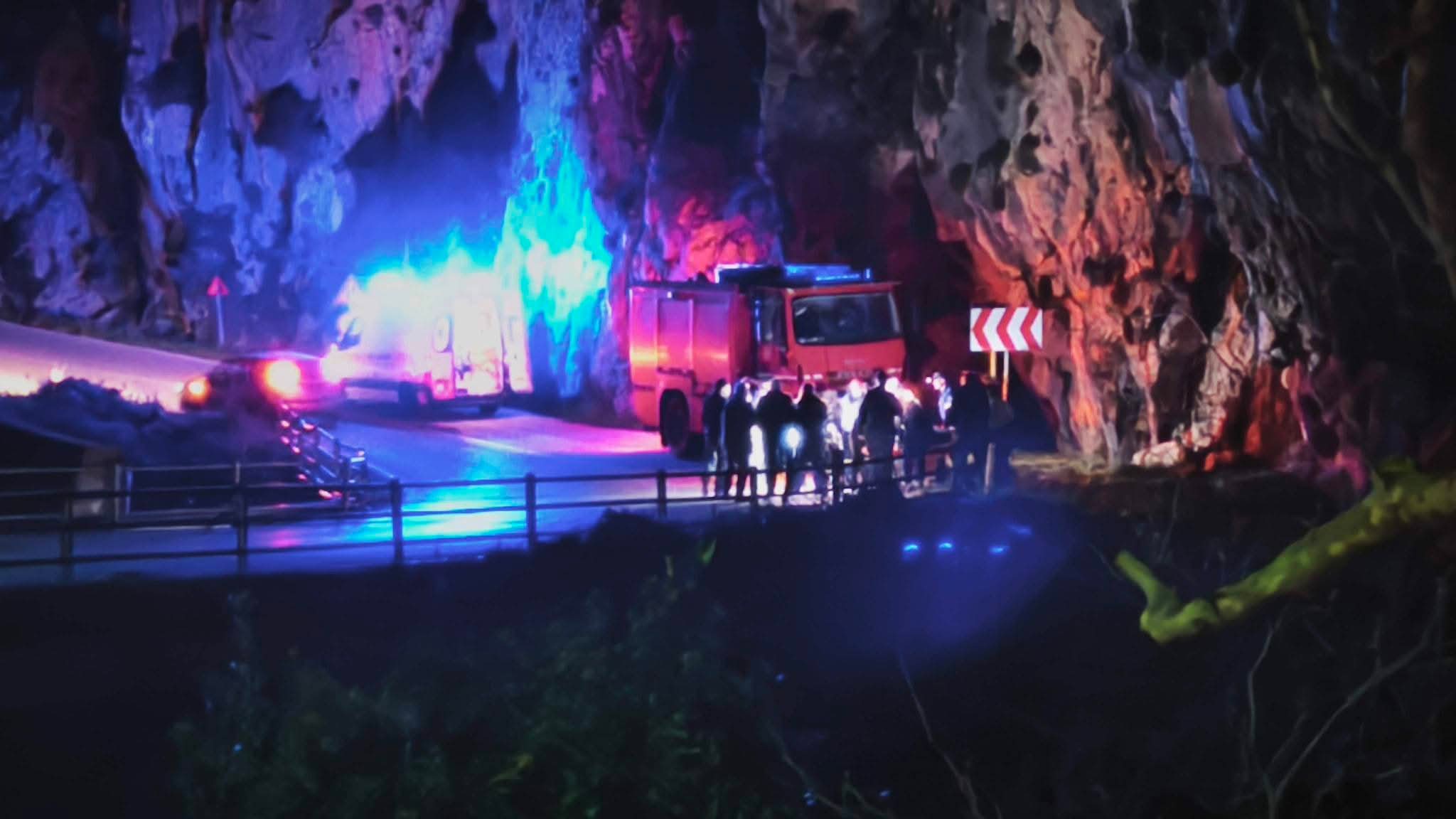 Σώθηκε πεζή Ποριώτισσα που είχε ατύχημα στην είσοδο του Πόρου Κεφαλονιάς!