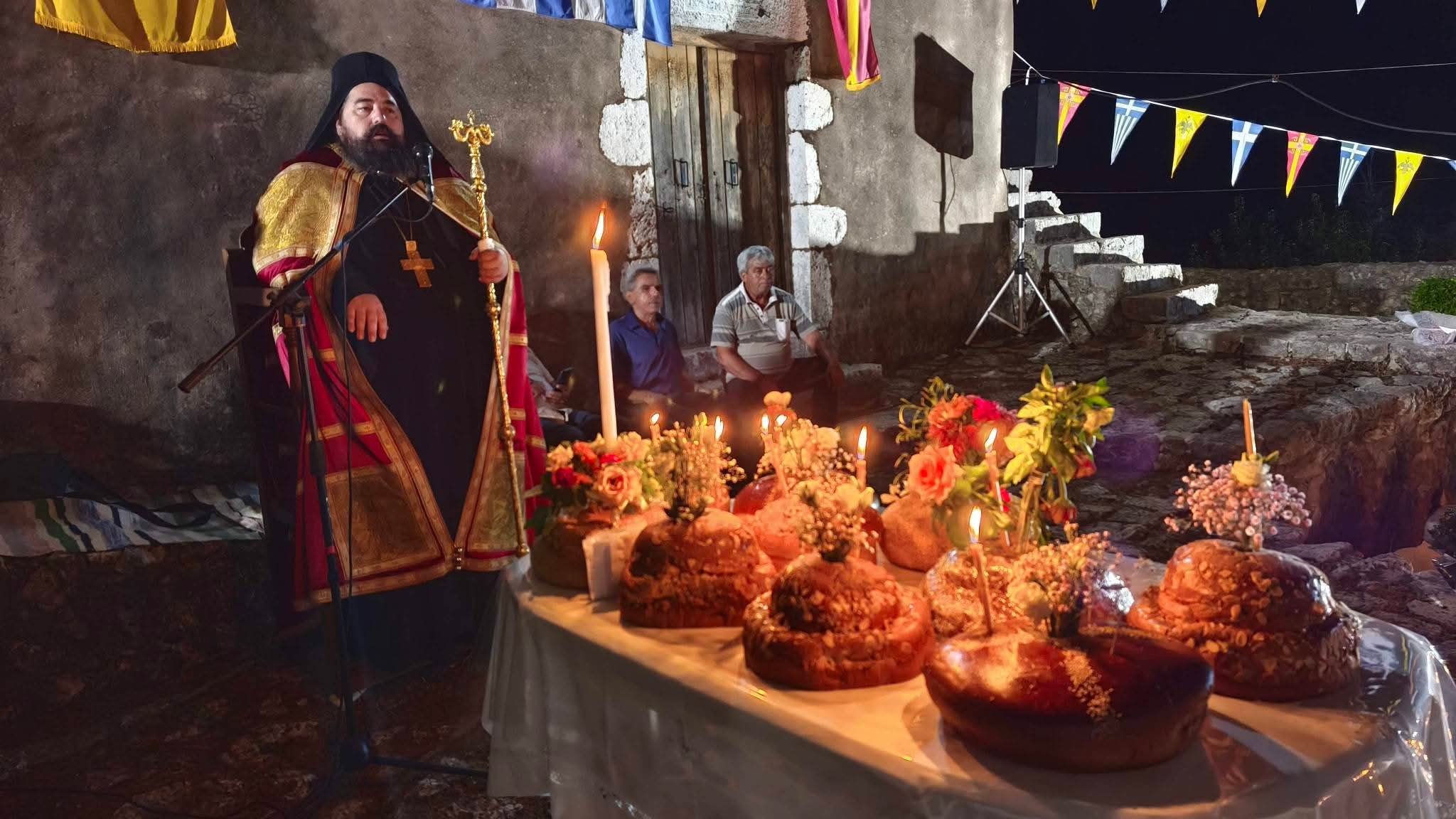Με βυζαντινή μεγαλοπρέπεια τελέστηκε ο Μέγας Πανηγυρικός Εσπερινός για το Γενέσιο της Θεοτόκου στην Άτρο!