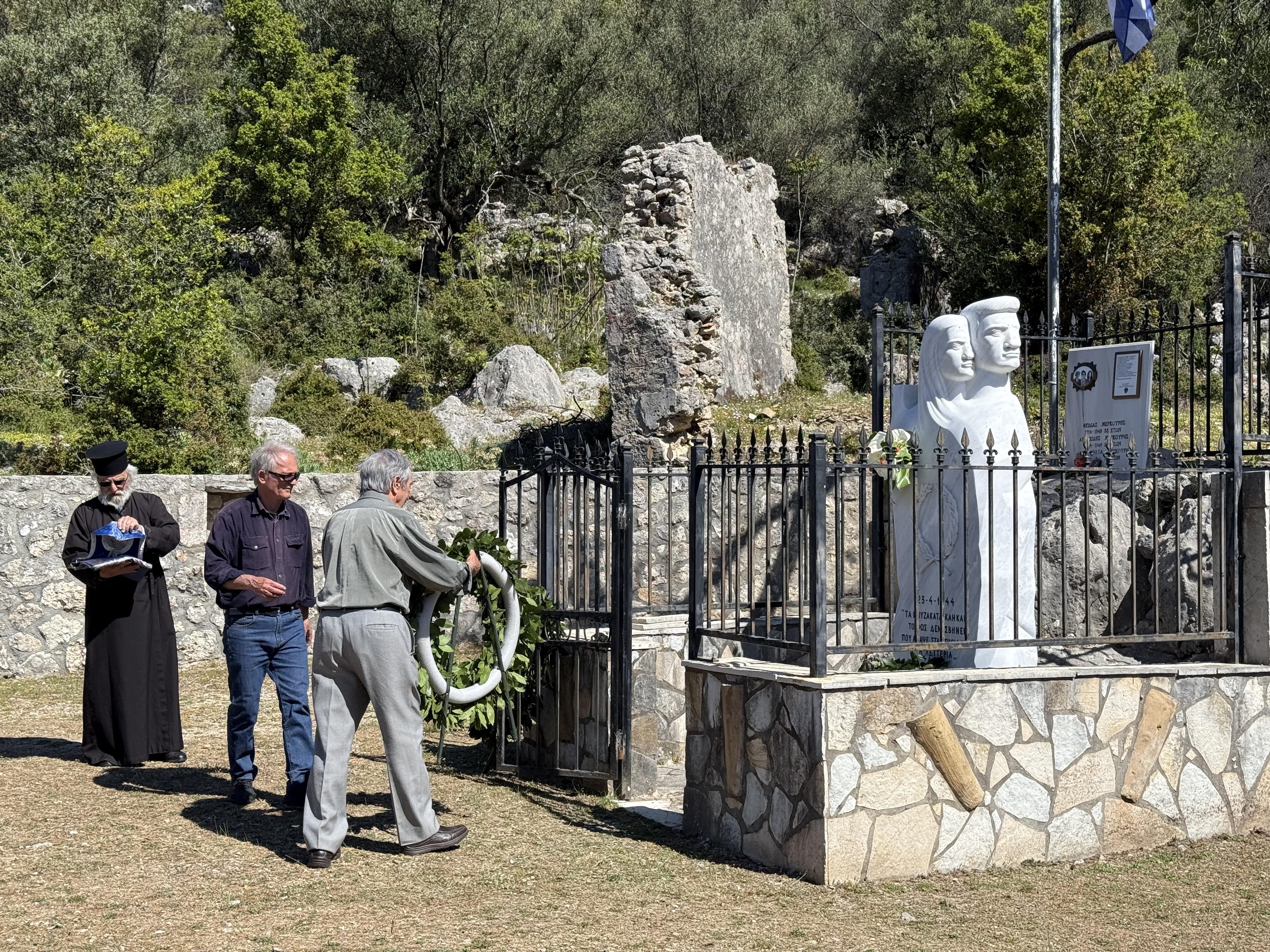 Μουζακάτα: Συγκίνηση και μαζική συμμετοχή στην πεζοπορία και την εκδήλωση μνήμης