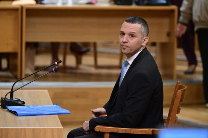 Ηλίας Κασιδιάρης: Η αποφυλάκιση, το σχέδιο για κόμμα και το νομικό φρένο – Τι περιμένουμε