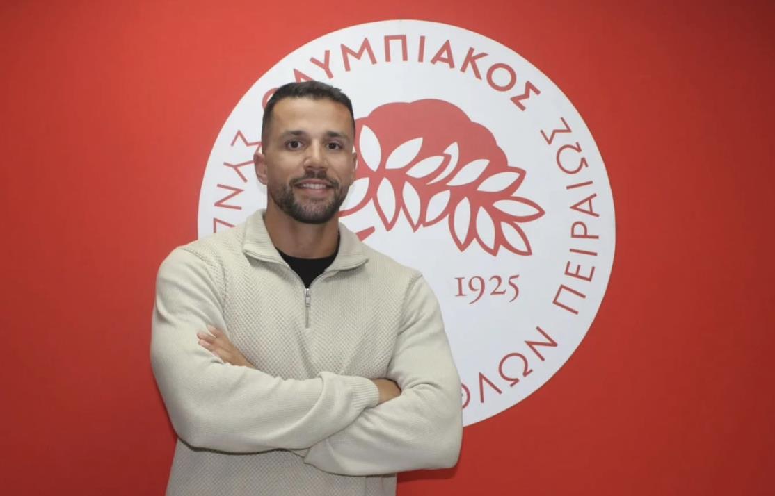 Ο Κεφαλονίτης διατροφολόγος Βαγγέλης Σιδέρης συνεργάτης των Ακαδημιών του Ολυμπιακού