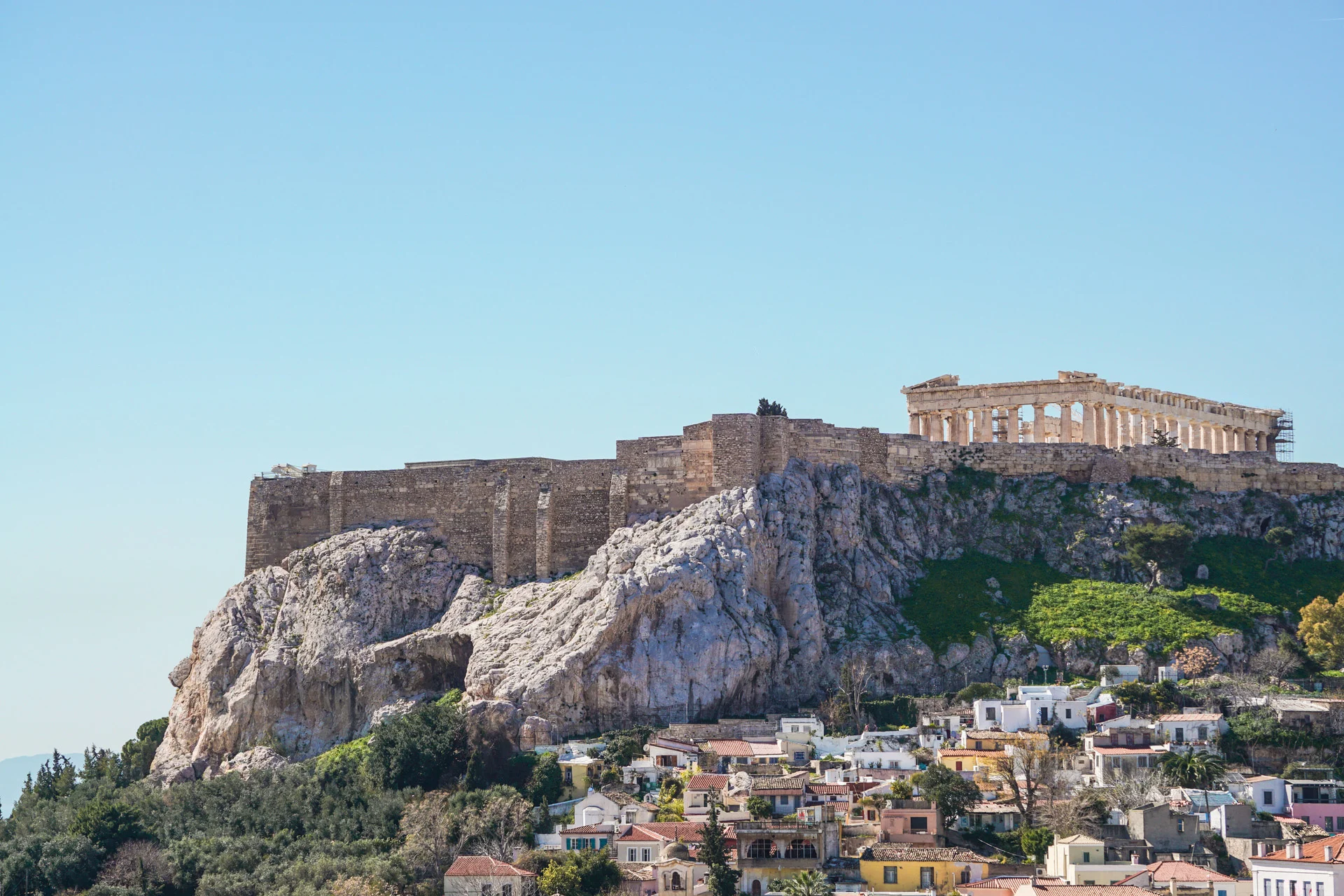 TUI: Ελλάδα και Ισπανία οι «κερδισμένοι» προορισμοί από τις κρατήσεις της τελευταίας στιγμής