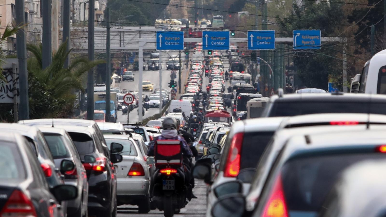 Πότε έρχονται τα πρώτα πρόστιμα για ανασφάλιστα αυτοκίνητα- Τι θα γίνει με όσους δεν πλήρωσαν τέλη κυκλοφορίας;