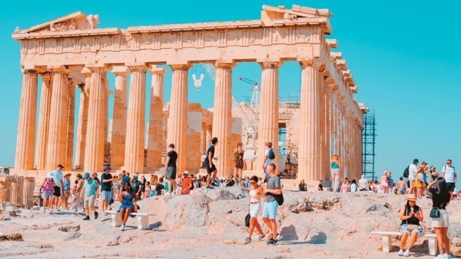 Ξεπέρασαν τα 20 εκατ. οι τουρίστες στο 7μηνο - Αύξηση των εσόδων κατά 12%