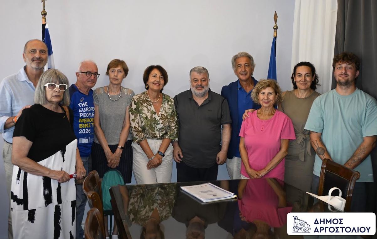 Ιταλική αντιπροσωπεία στο Αργοστόλι για τη μνήμη των γεγονότων του Β΄ Παγκοσμίου Πολέμου   - Σχεδιάζεται μεγάλος ποδηλατικός γύρος της Κεφαλονιάς το 2028   