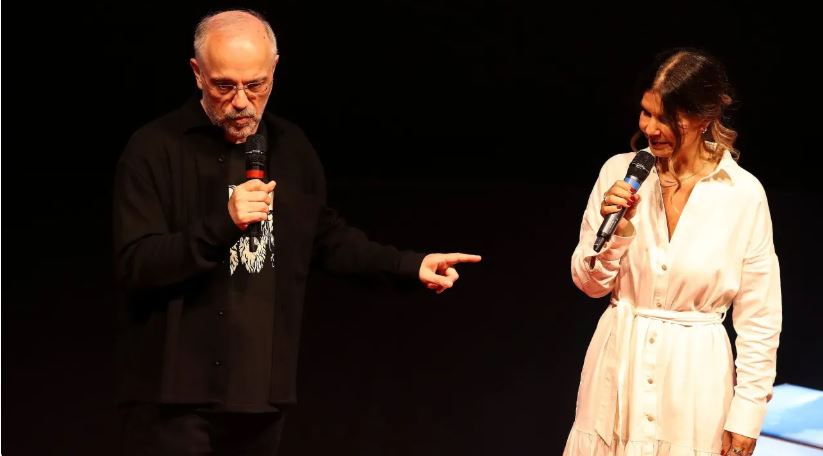«Ελπίδα για τη Δημοκρατία»: Πυρ ομαδόν από πρώην στελέχη του κόμματος Καρυστιανού στην ηγεσία
