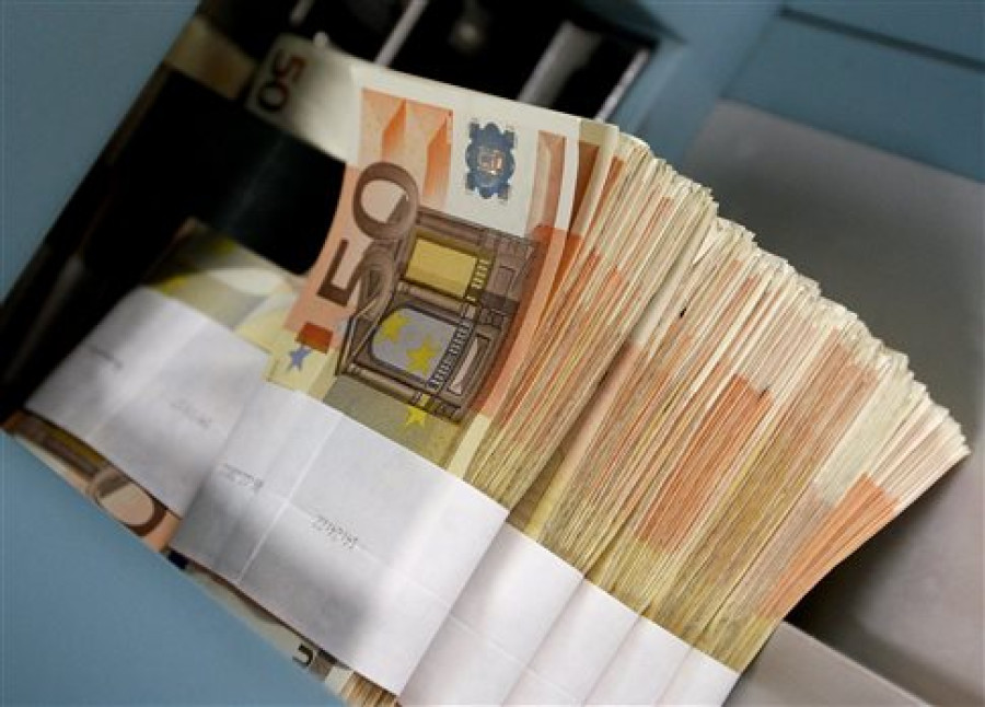 Τραπεζικές καταθέσεις: Πότε χαρακτηρίζονται ύποπτες και οδηγούν σε φόρους και πρόστιμα