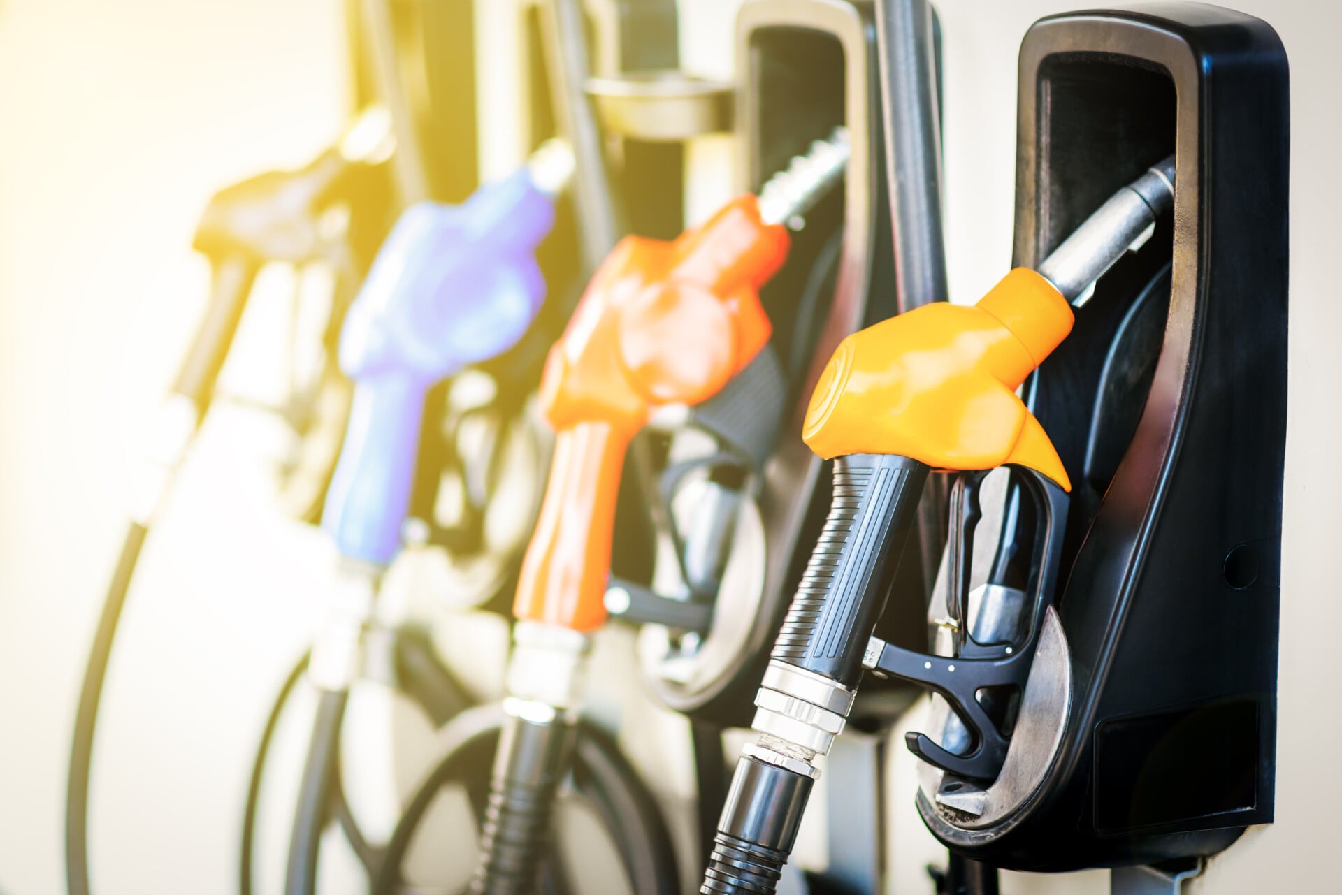 Fuel pass: Αγώνας δρόμου για την πληρωμή πριν το Πάσχα