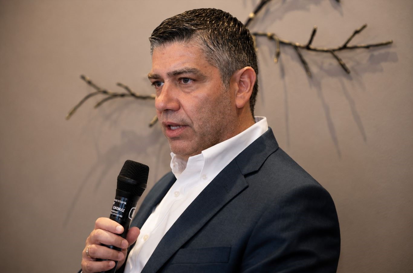 Γιάννης  Λυκούδης: «Η εξυπηρέτηση του δημότη είναι υποχρέωση, όχι ρουσφέτι» – Ανοιχτό διάλογο με τους δημότες για την καθημερινότητα στον Δήμο Αργοστολίου