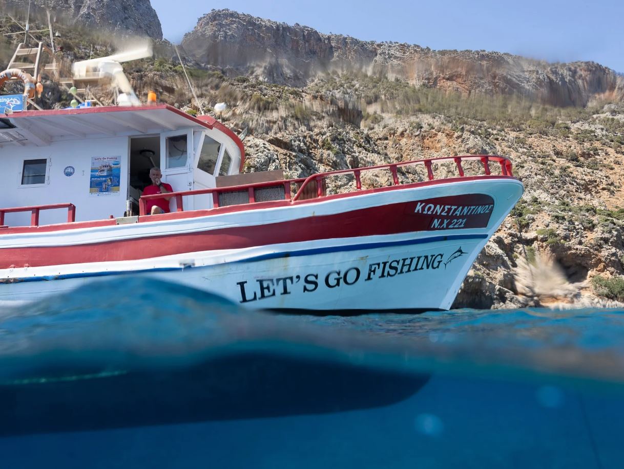 Συναγερμός για τη θαλάσσια ρύπανση στην Κεφαλονιά – Πάνω από 130 κιλά απορριμμάτων σε παράκτιους καθαρισμούς