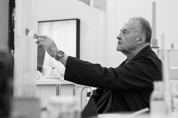 Έφυγε από τη ζωή ο ζωγράφος, εικαστικός και γλύπτης Μιχάλης Κατζουράκης