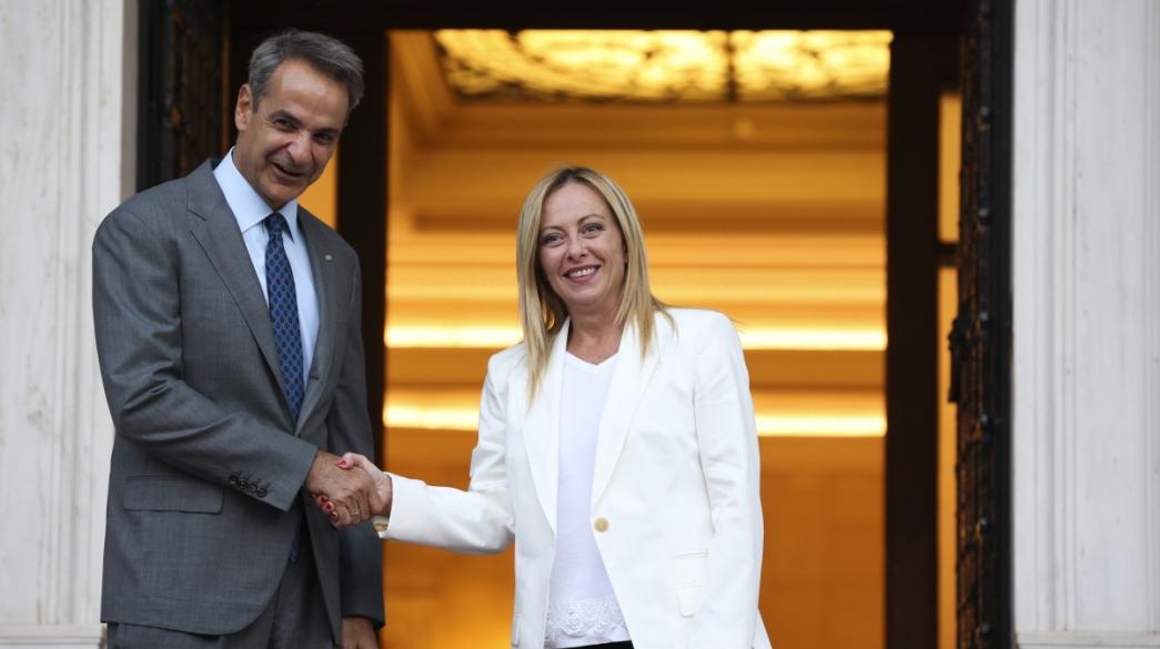 Διπλή παρέμβαση Ιταλίας για φθηνότερους λογαριασμούς, αναστάτωση στις αγορές