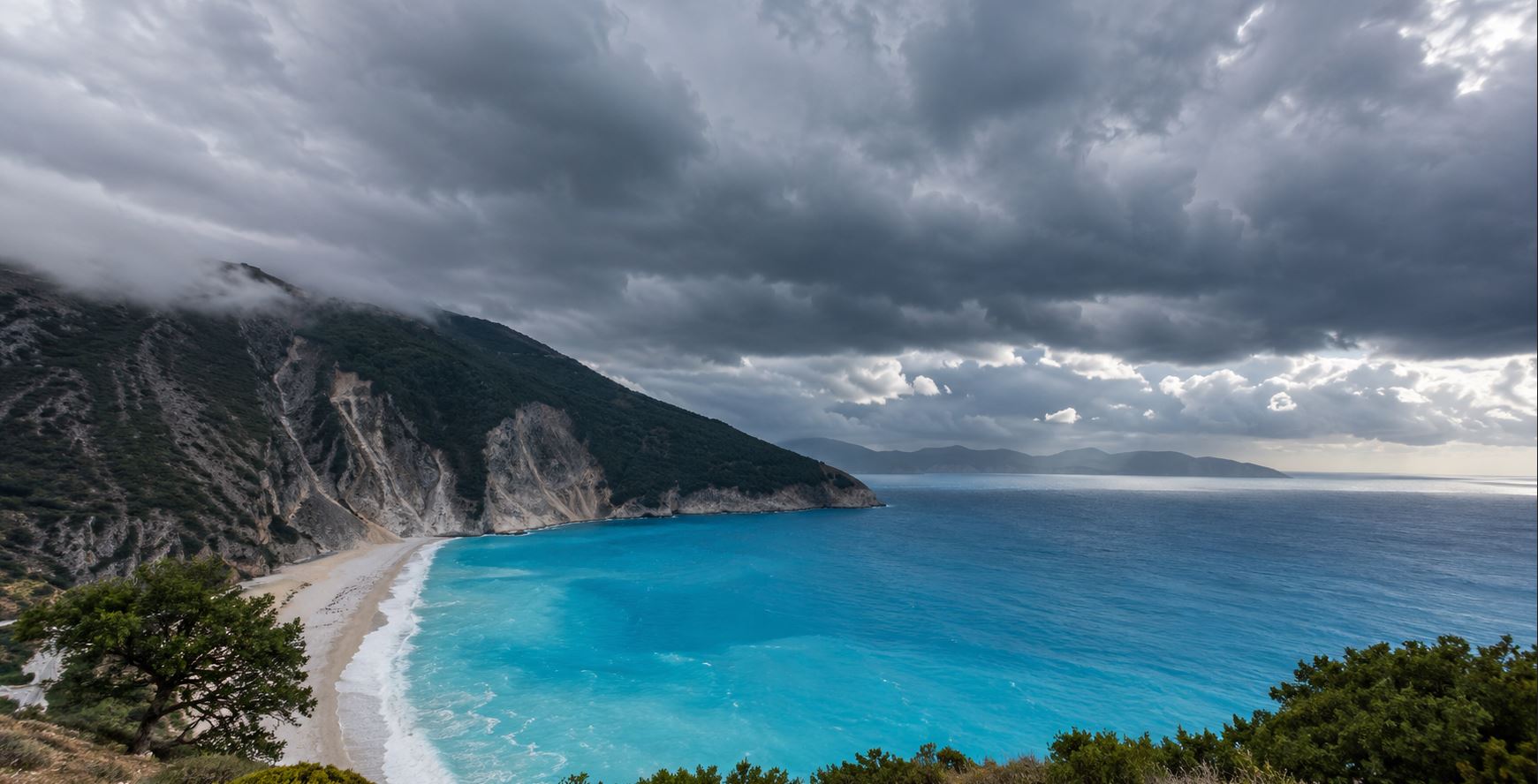 Σκηνικό φθινοπώρου το πρωί στην Κεφαλονιά – Πότε επιστρέφει ο ήλιος