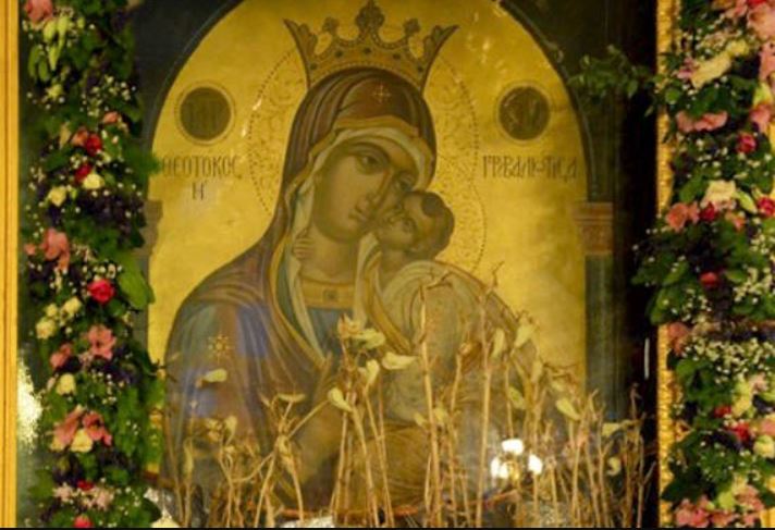 Το «θαύμα» της Παναγίας στην Κεφαλονιά: Οι ξεροί κρίνοι που ανθίζουν ξανά τον Δεκαπενταύγουστο
