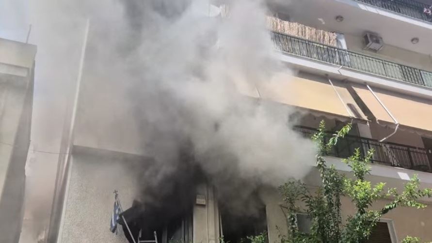 Τραγωδία στα Πατήσια: Νεκρή ηλικιωμένη από φωτιά σε διαμέρισμα