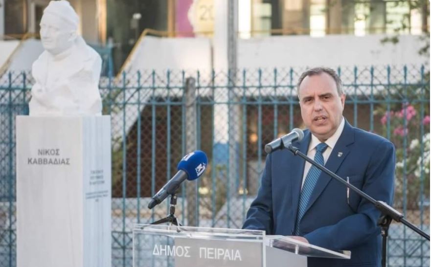 Παύλος Σκλαβούνος: Διευκρινίσεις για τις βραβεύσεις στο Σχολείο Εμβολιασμού