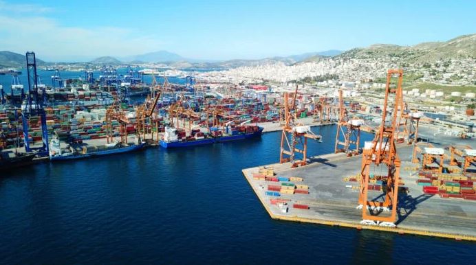Πειραιάς: Συν 18% στη διακίνηση containers
