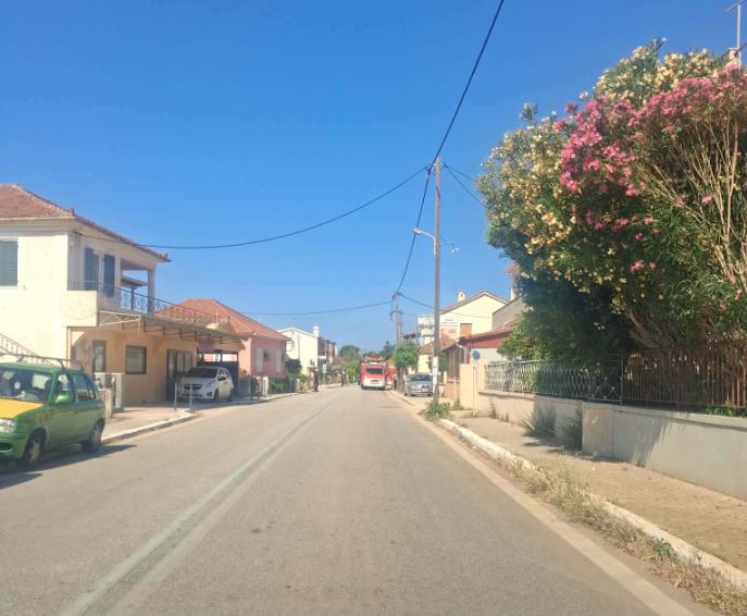 Έκτακτο: Φωτιά σε κατοικία στα Περατάτα – Στο σημείο η Πυροσβεστική