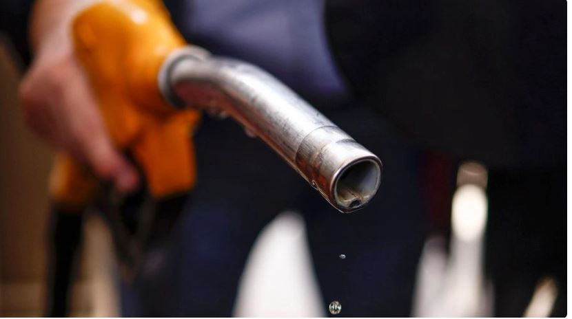 «Έκρηξη» στις τιμές των καυσίμων: Το Brent ξεπερνά τα 110 δολάρια – Ανοδικά κινείται η τιμή διυλιστηρίου