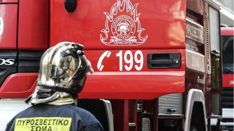 Ανεξέλεγκτη καίει η φωτιά στο Λασίθι - Σε ετοιμότητα για εκκένωση πέντε οικισμοί