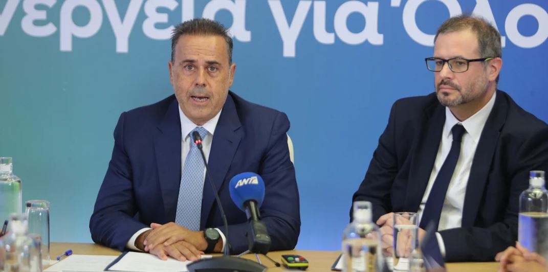 Ρεύμα: Με ποια εργαλεία θα μειώσει η κυβέρνηση τους λογαριασμούς στην τριετία - Οι έξι άξονες για σταδιακή μείωση έως 30%
