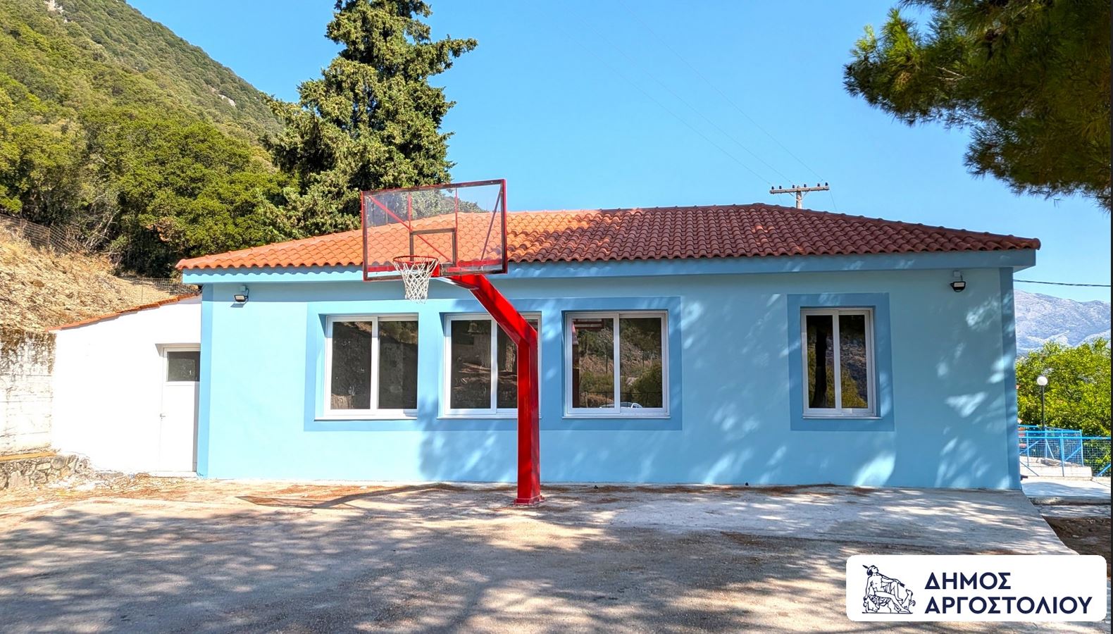 Ολοκληρώθηκαν οι εργασίες αποκατάστασης του πρώην Δημοτικού Σχολείου Καπανδριτίου