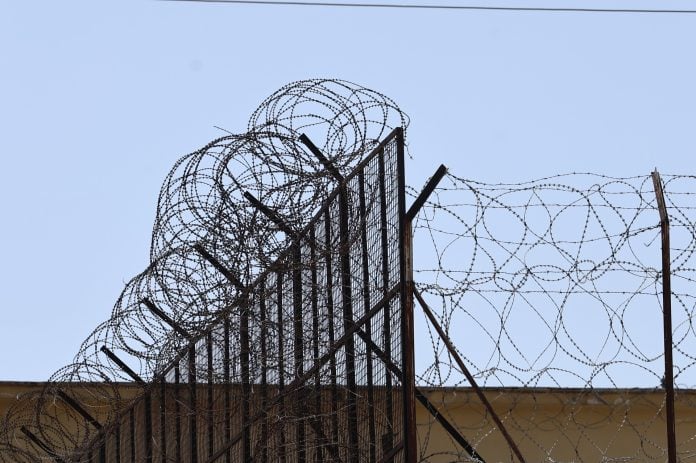 Προθεσμία για να απολογηθούν οι 11 κατηγορούμενοι για το διπλό φονικό σε φυλακές των Σερρών