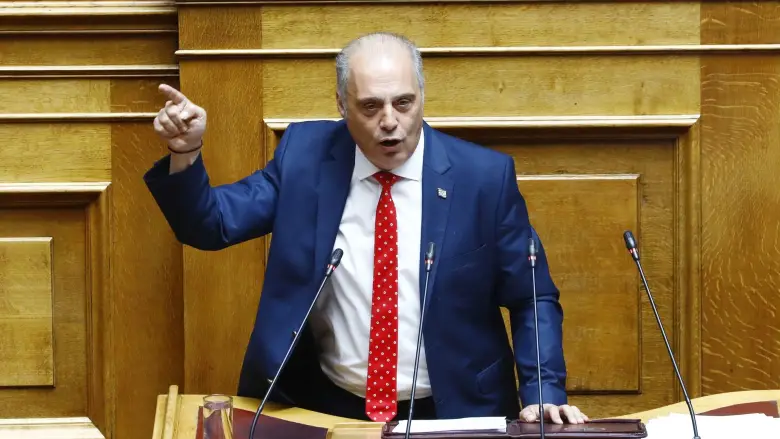 Βουλή: Άρση ασυλίας Βελόπουλου με 97 «ναι» - Η στροφή 180 μοιρών στην ψηφοφορία