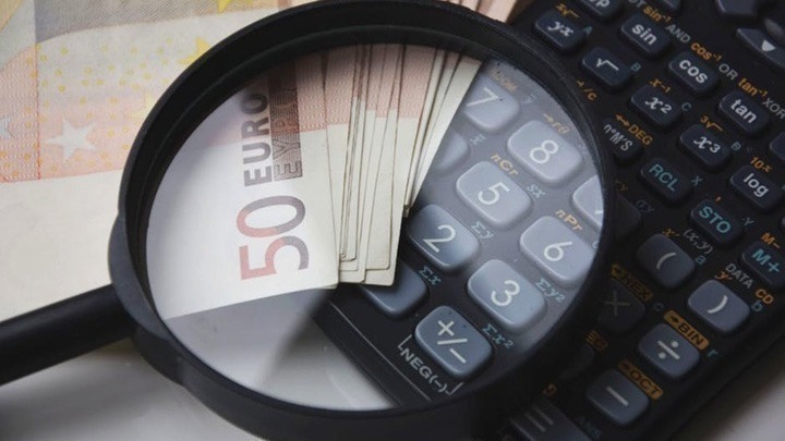 Νέοι μισθοί στο Δημόσιο και ΟΤΑ: Επιπλέον 40 ευρώ από 1/4