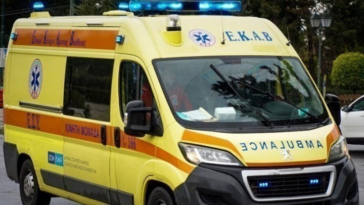 Ηλιούπολη: Δύο 17χρονες έπεσαν από ταράτσα πολυκατοικίας – Βρέθηκε σημείωμα