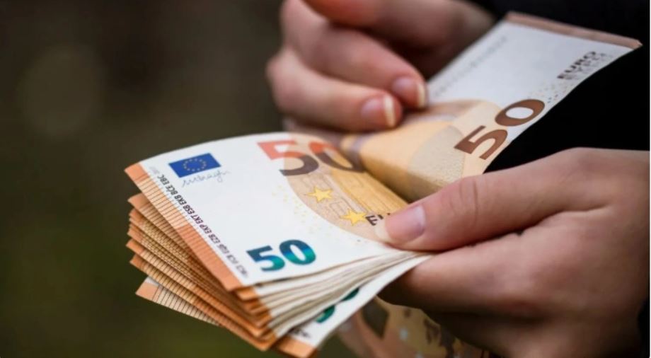 Επιστροφή δύο ενοικίων: Πιστώθηκαν 4,9 εκατ. ευρώ σε 17.074 εκπαιδευτικούς, ιατρούς και νοσηλευτές της περιφέρειας