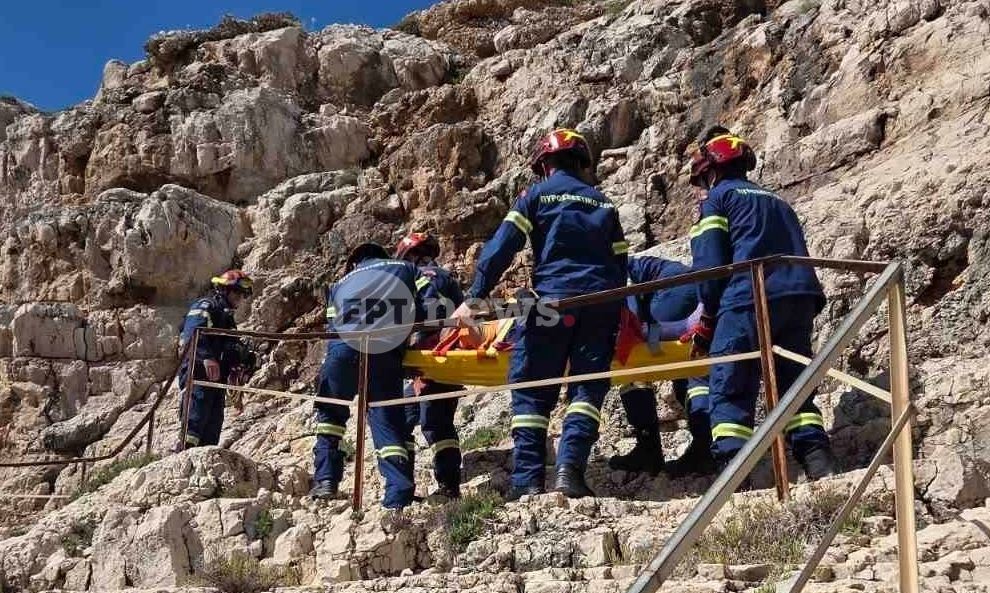 Ζάκυνθος: Επιτυχής επιχείρηση απεγκλωβισμού τραυματισμένης Ολλανδής στο Κορακονήσι